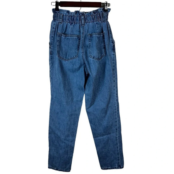 Forever 21 • High Waisted Paperbag Waist Jeans - Picture 3 of 8